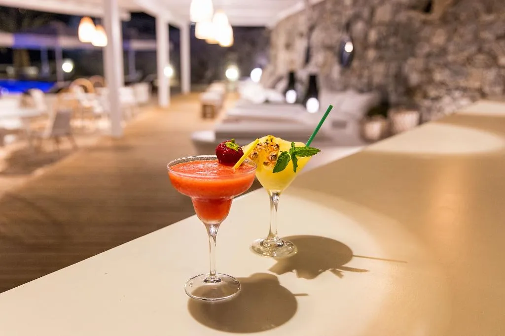 Bar, Osom Resort, Mykonos