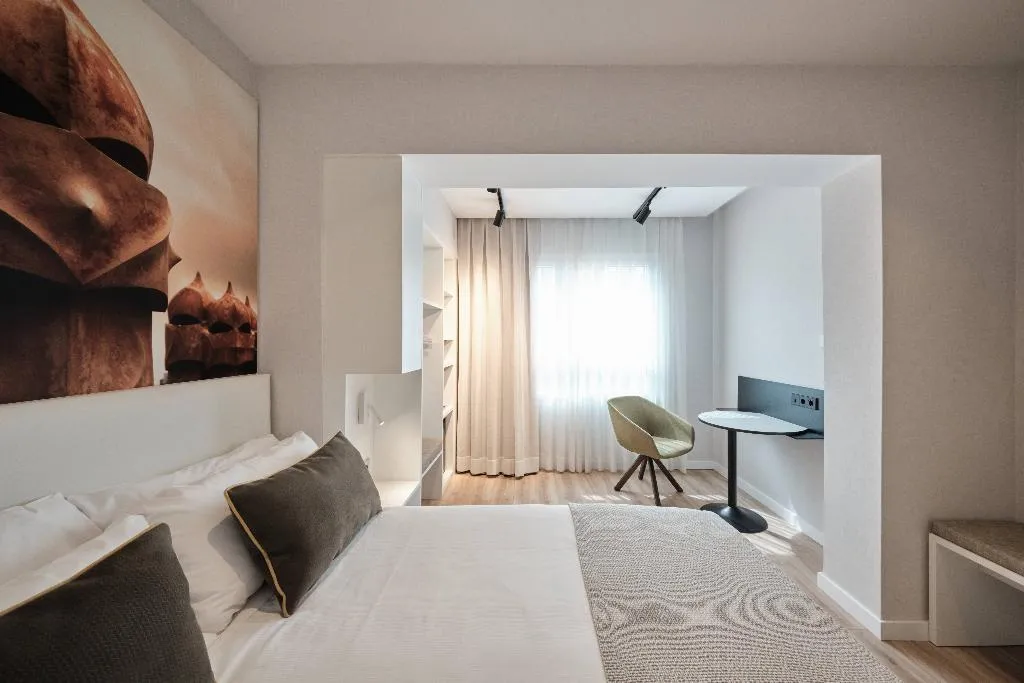 Double or Twin STANDARD Room, Catalonia Gracia, Barcelona