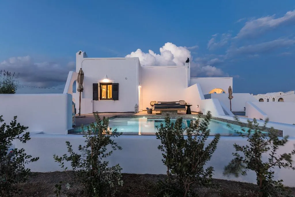 JUNIOR SUITE LUXURY Room, Vineyard Exclusive Suites, Santorini