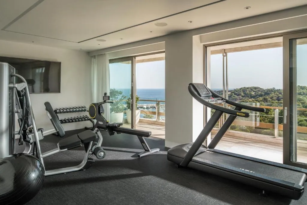 SUITE STANDARD Room, Four Seasons Astir Palace Hotel Athens, Athens