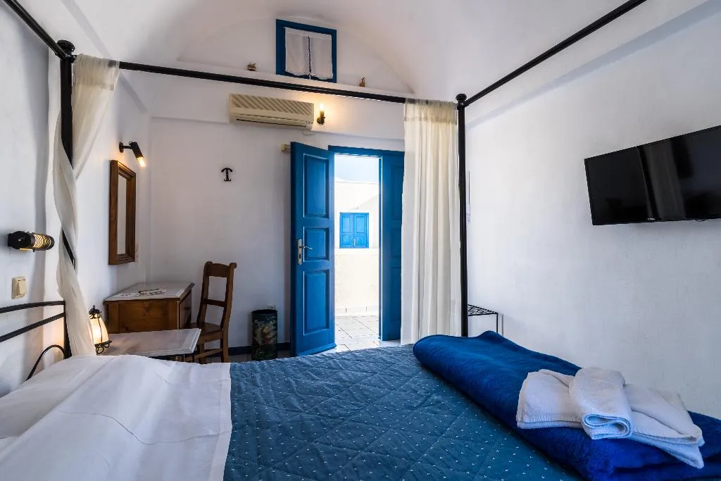 DOUBLE STANDARD Room, Irigeneia Hotel, Santorini