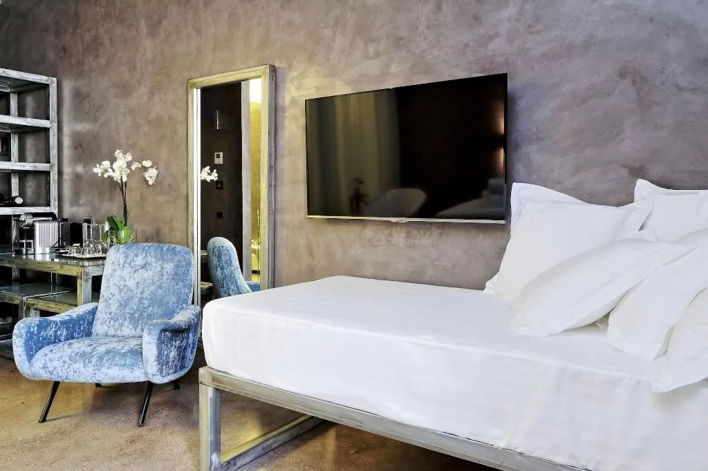 Room, Mama's Home Rome, Rome