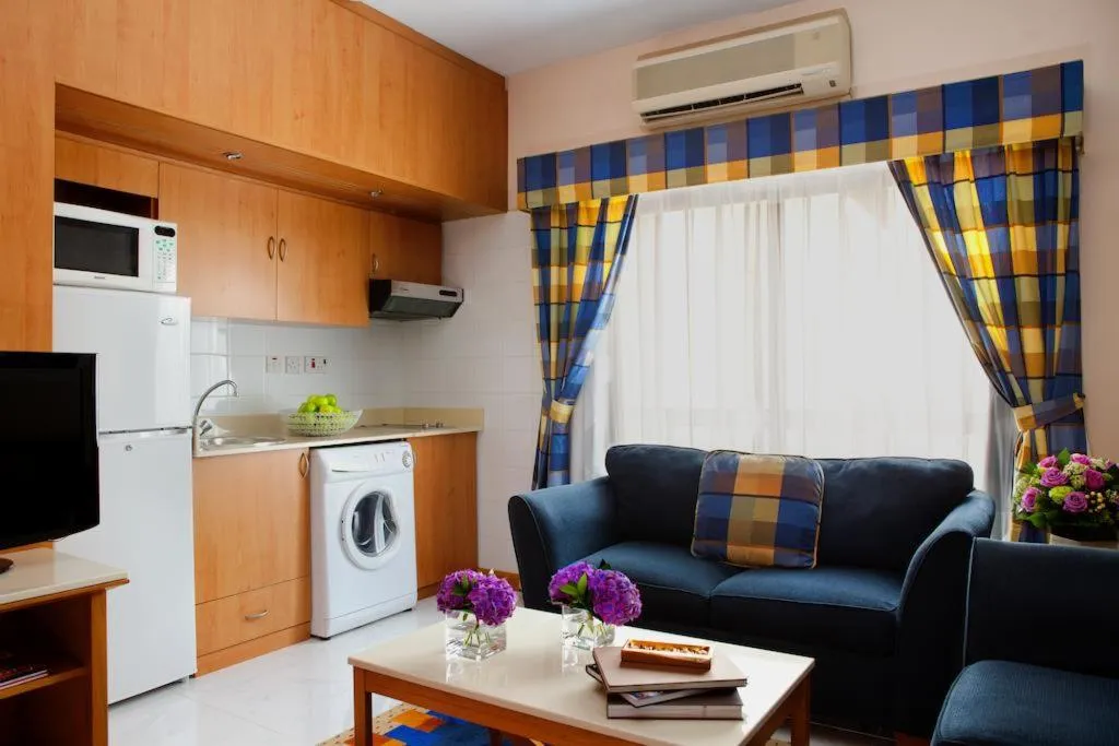 STUDIO STANDARD Room, Golden Sands Hotel Apartments, Dubai
