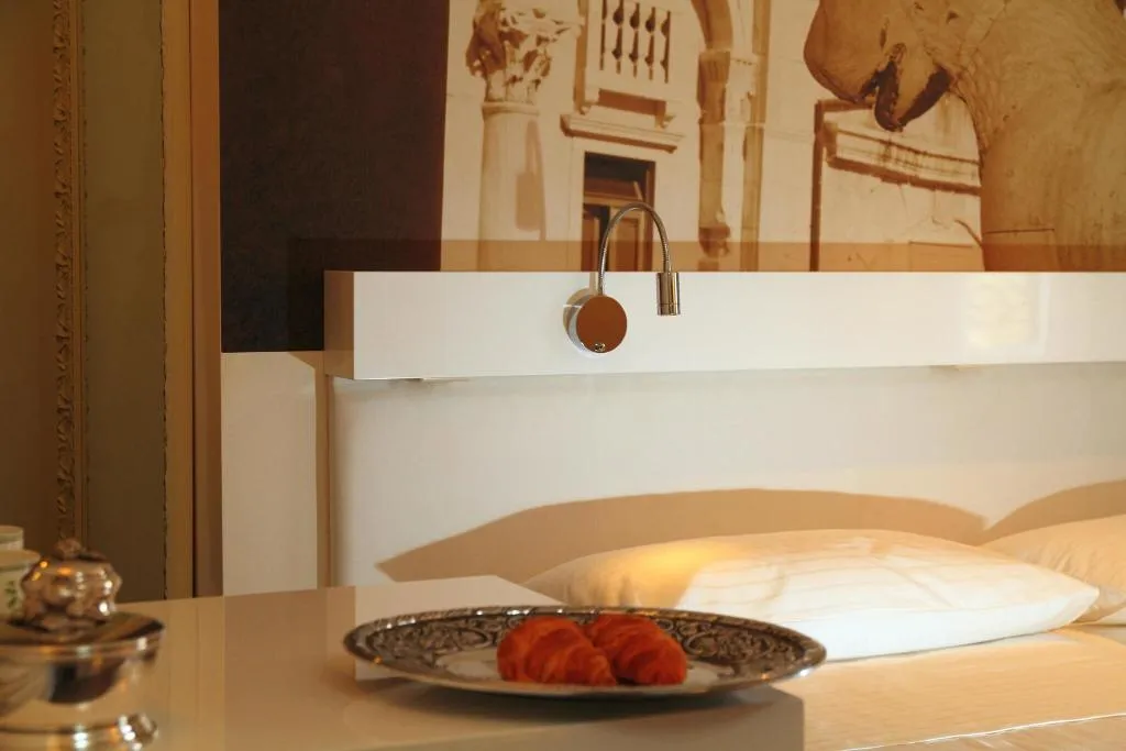 Double or Twin SUPERIOR CITY VIEW Room, La Porta Luxury Rooms, Split
