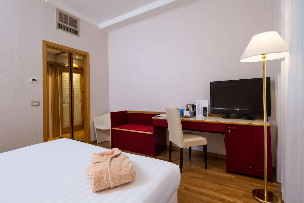 Room KING SIZE BED Room, Best Western Air Hotel Linate, Milan
