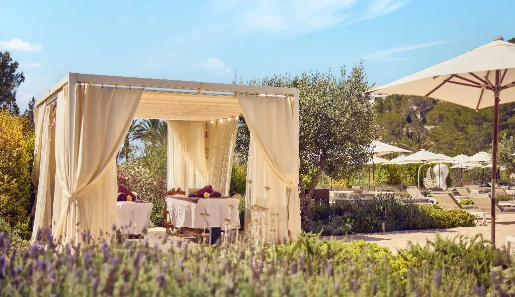 Pool, Cala San Miguel Ibiza Res, Curio Colllec by Hilton, Ibiza