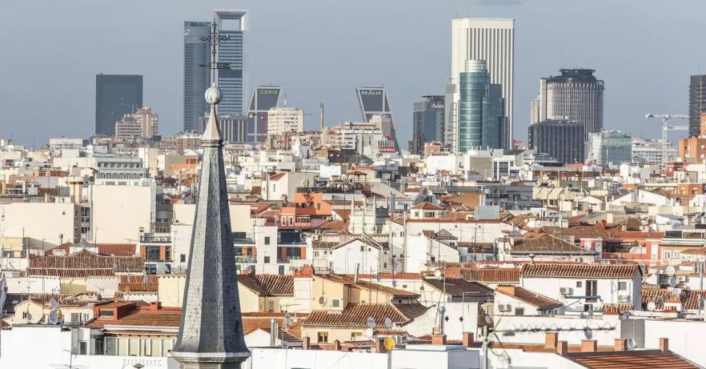 DOUBLE WITH VIEWS Room, Innside Madrid Gran Via, Madrid