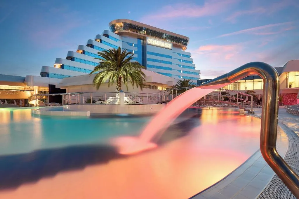Pool, Olympia Sky, Split