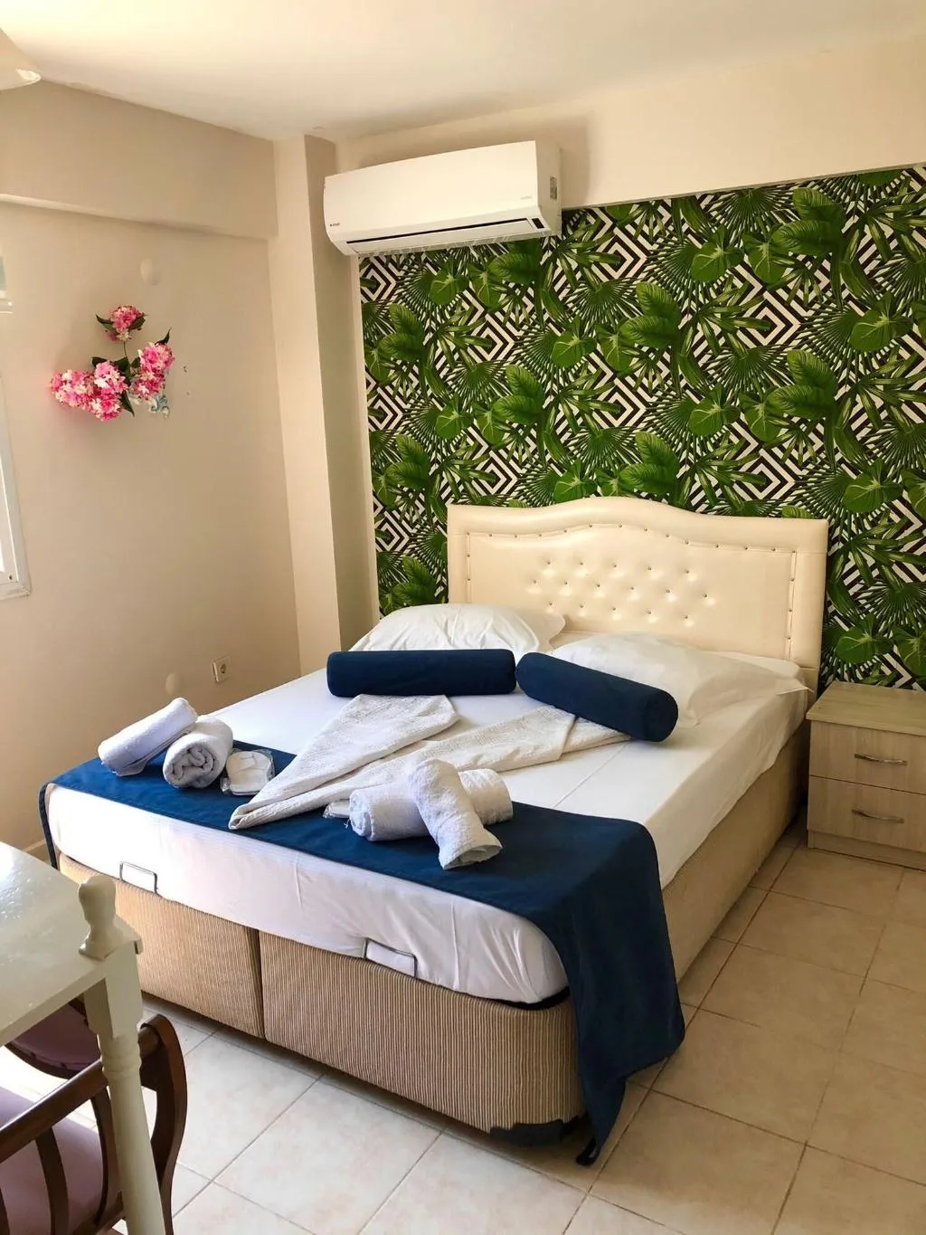 Room, Hotel Antonio, Izmir