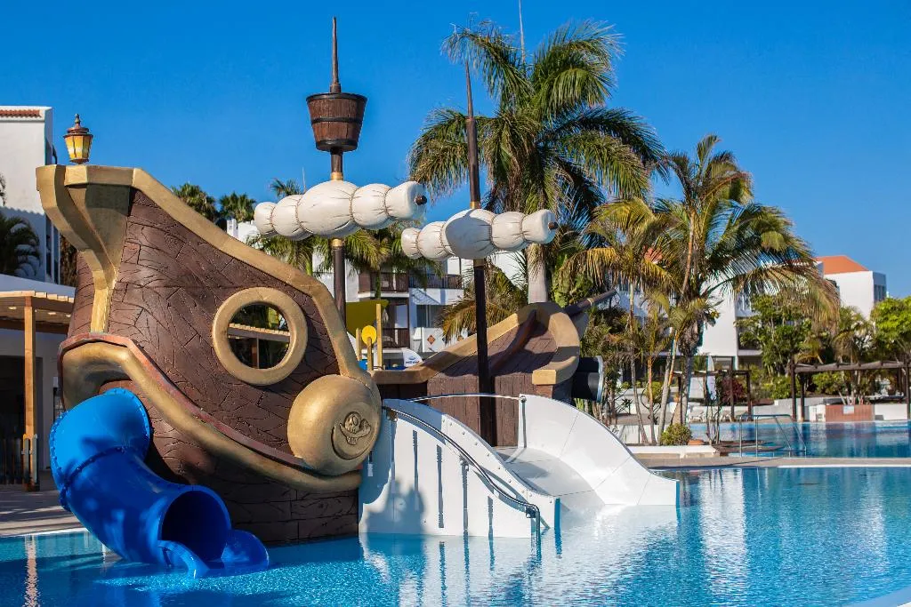 Sports and Entertainment, Fuerteventura Princess, Fuerteventura