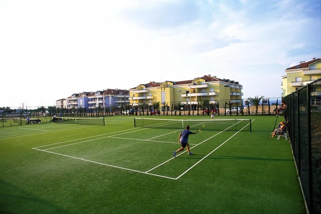 Sports and Entertainment, Skiper Rezidencija, Istria