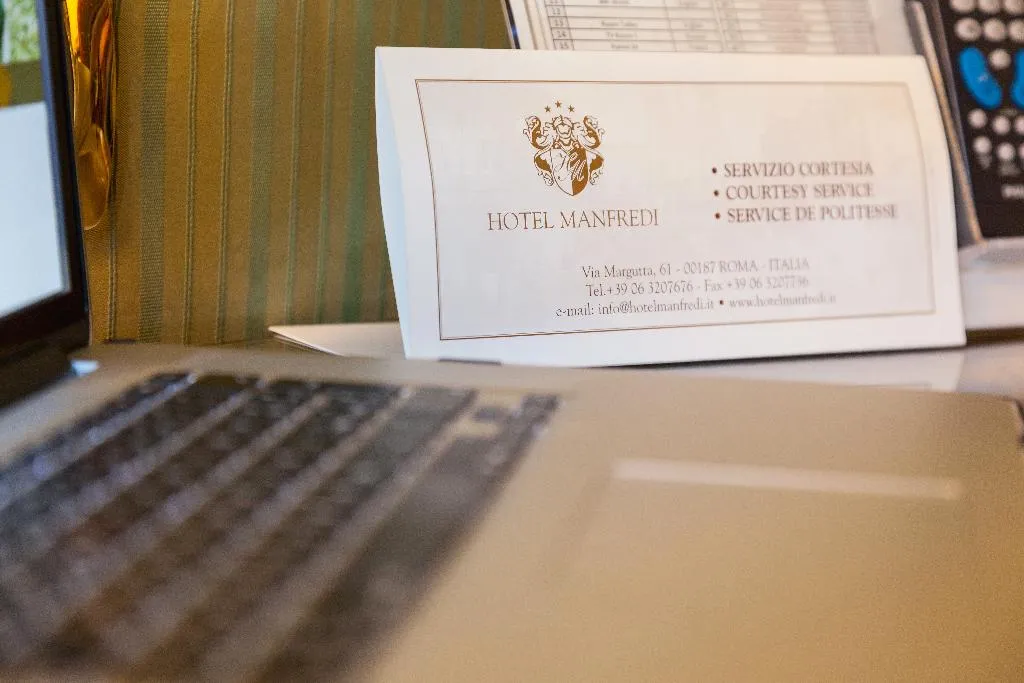 Room, Hotel Manfredi Suite In Rome, Rome