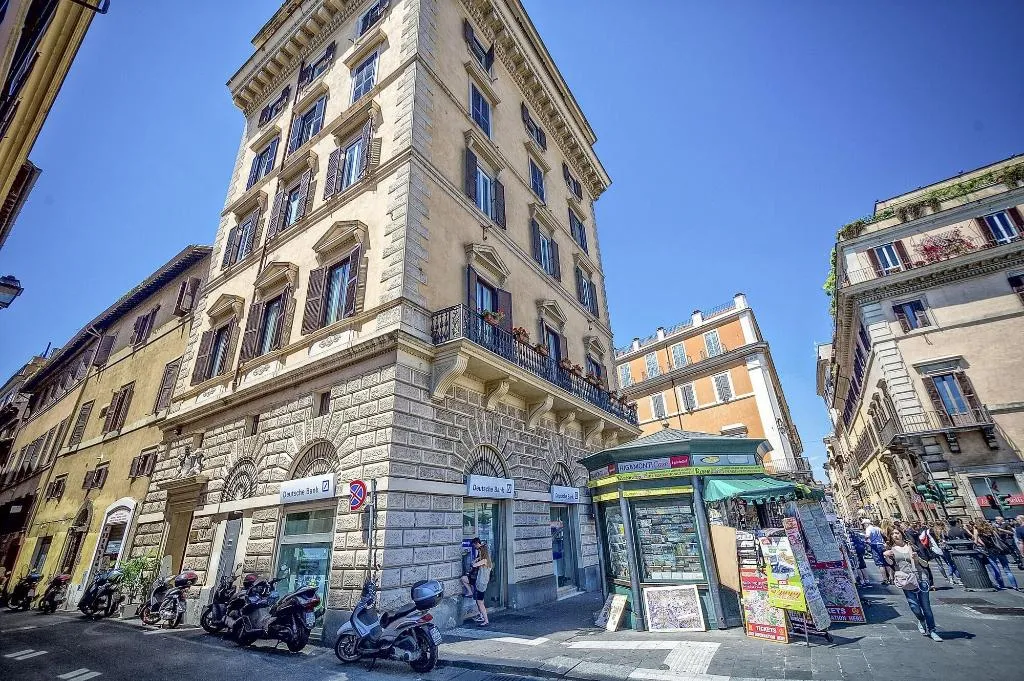 General view, Little Queen Relais, Rome