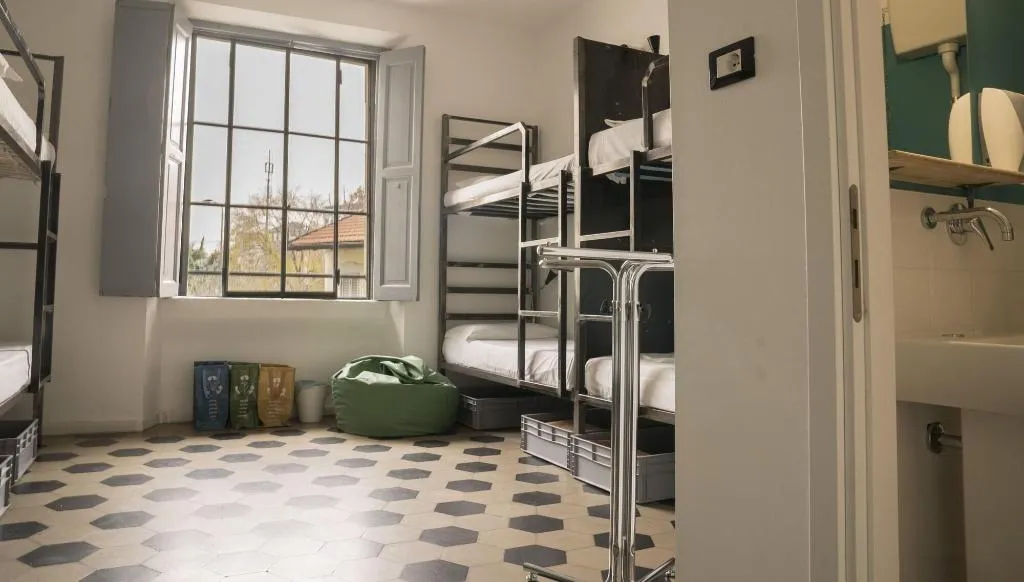 Room, Madama Hostel & Bistrot, Milan