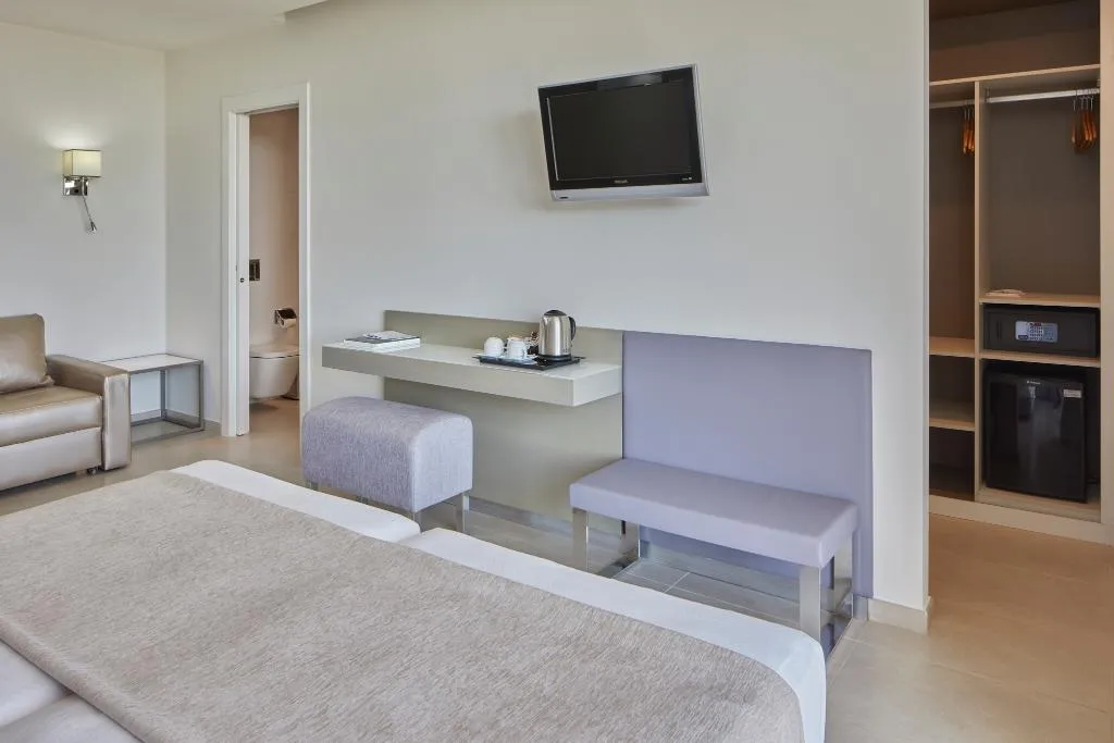 Double or Twin SUPERIOR Room, Torre del Mar Ibiza, Ibiza