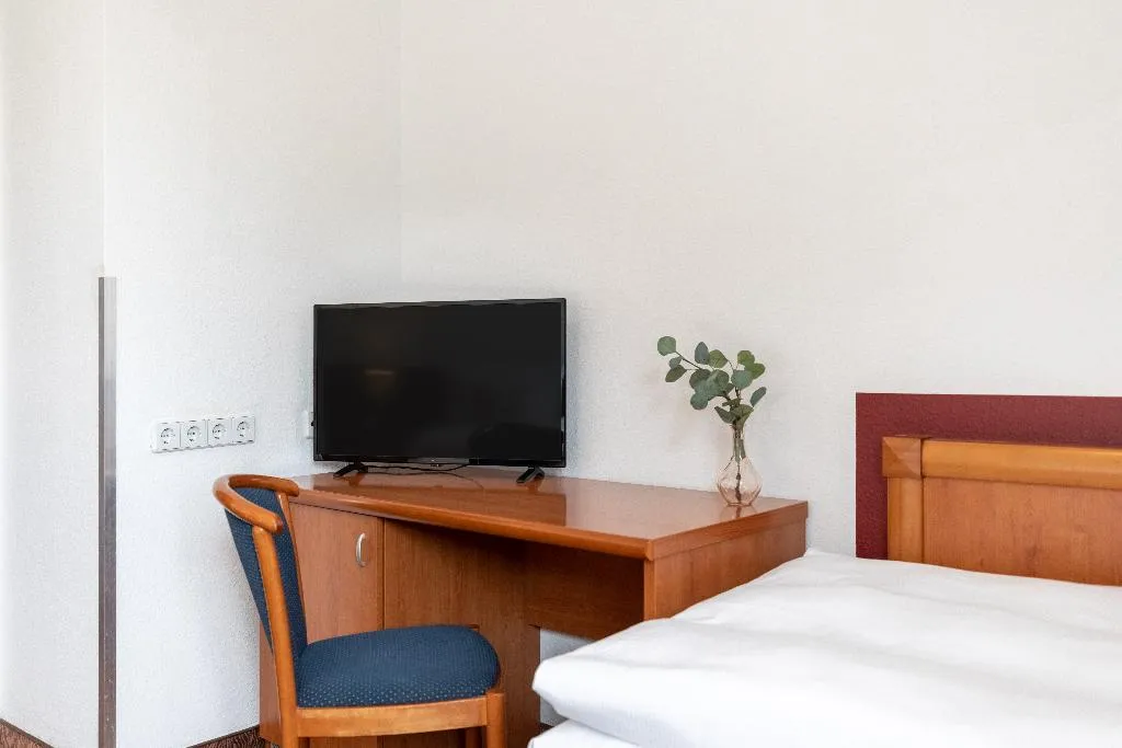 TRIPLE STANDARD Room, Hotel Aldea Berlin Centrum, Berlin