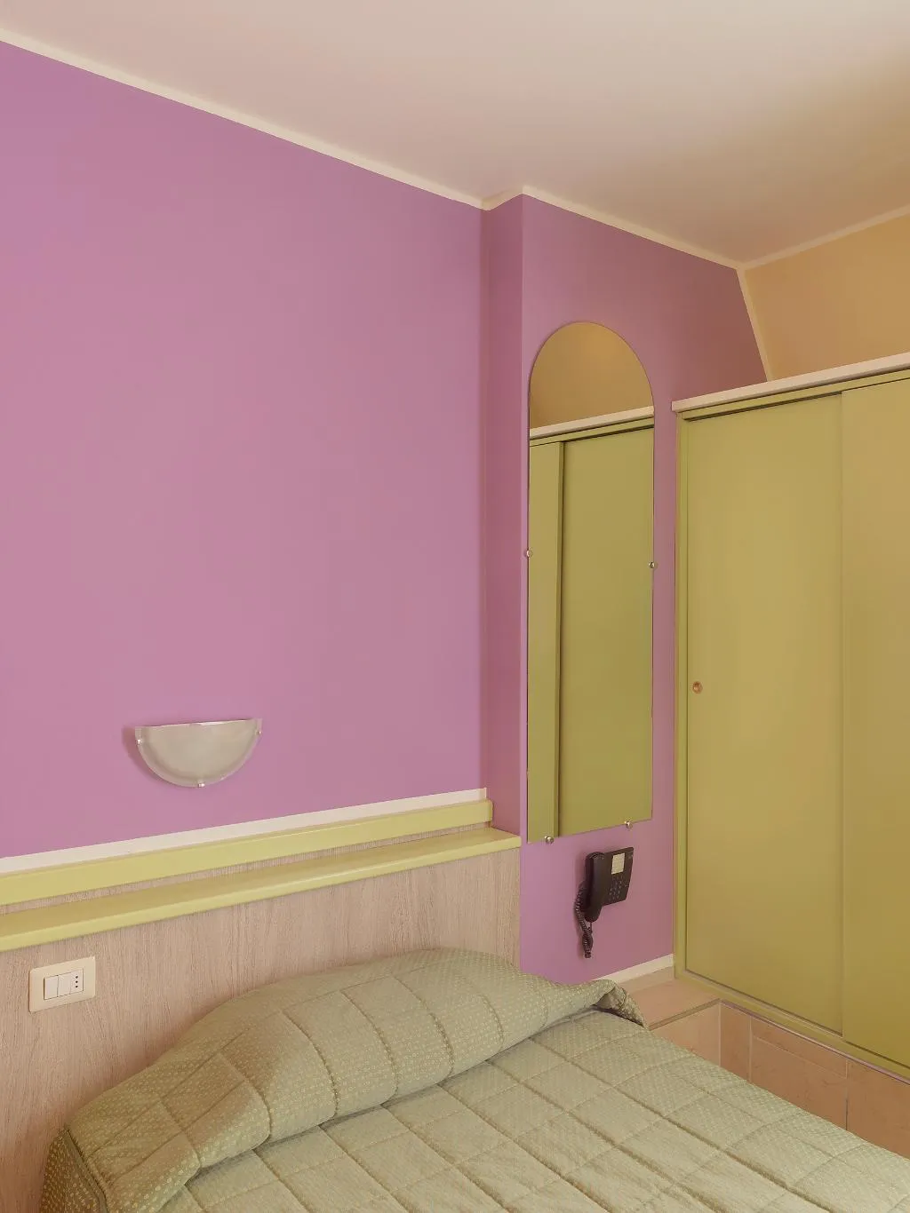 SINGLE STANDARD Room, Arco Romana, Milan