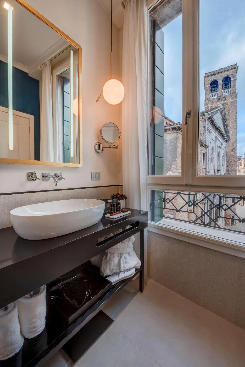 Room, H10 Palazzo Canova, Venice