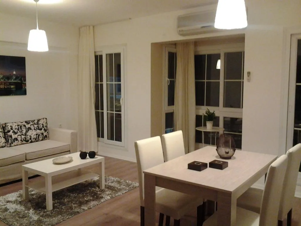 Room, Deka Evleri, Izmir