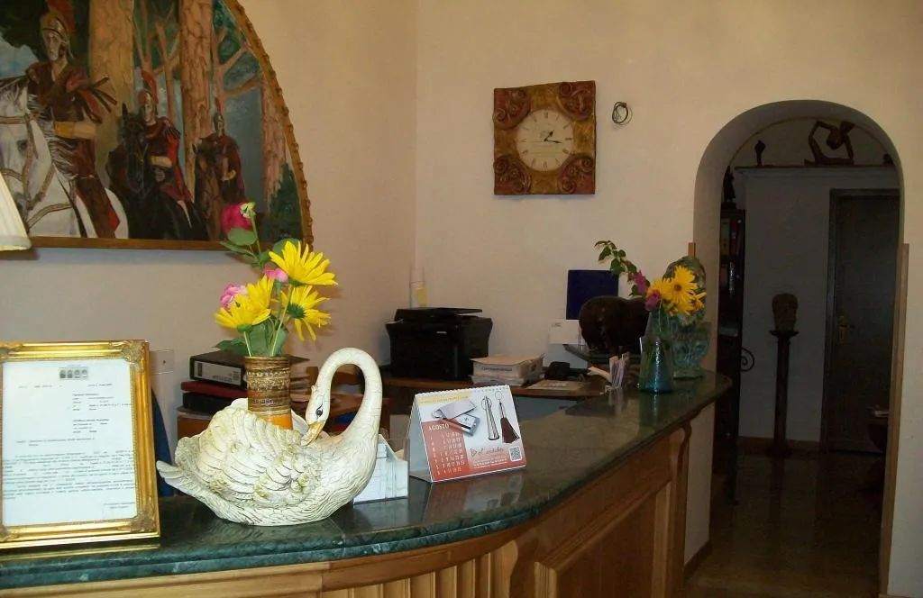 Lobby, Alexis, Rome