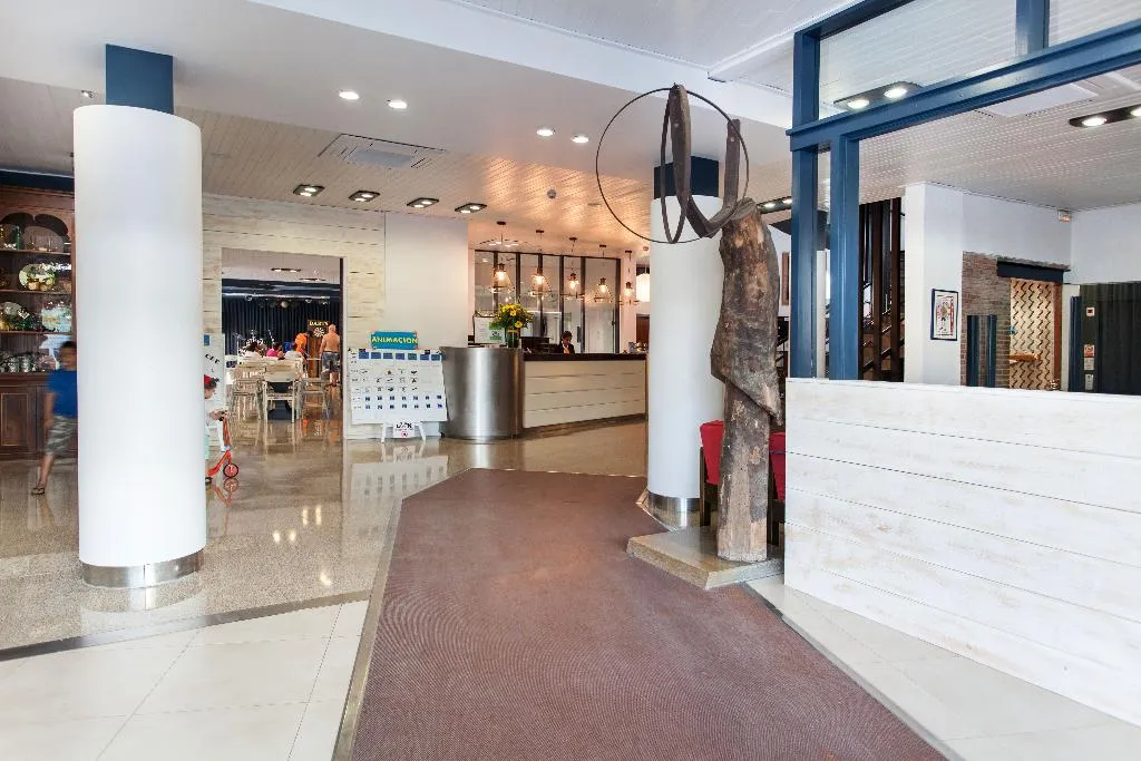 Lobby, Xaine Park, Costa Brava