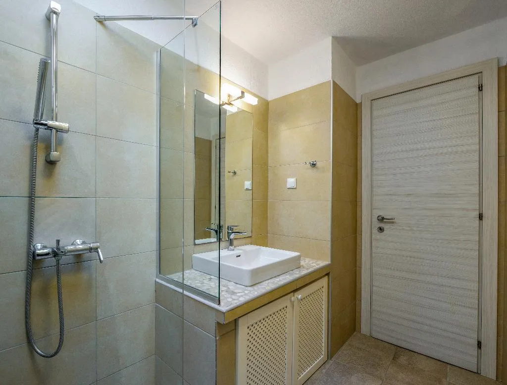 APARTMENT SEA VIEW Room, Elpiniki Luxury Apartments, Thessaloniki