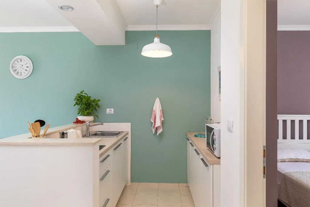 APARTMENT WITH BALCONY Room, Apartments Silvija, Dubrovnik