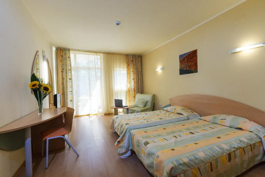 FAMILY ROOM STANDARD Room, Atlas, Varna
