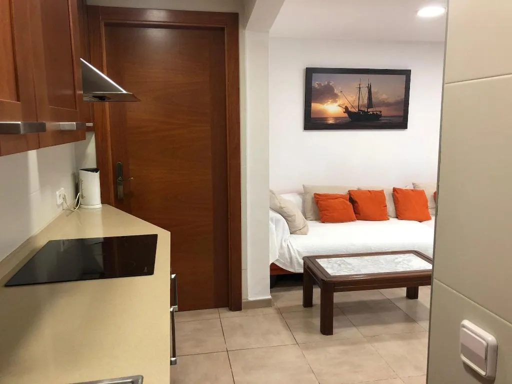Room, Hotel Llar De Capitans, Barcelona