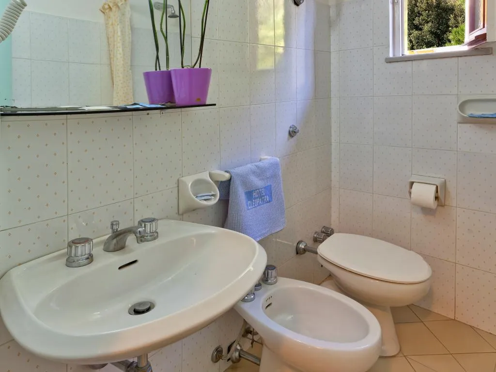 Room, Hotel Cleopatra, Naples