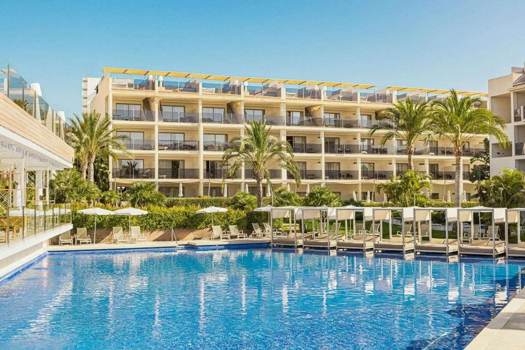 Pool, Zafiro Palace Palmanova, Majorca