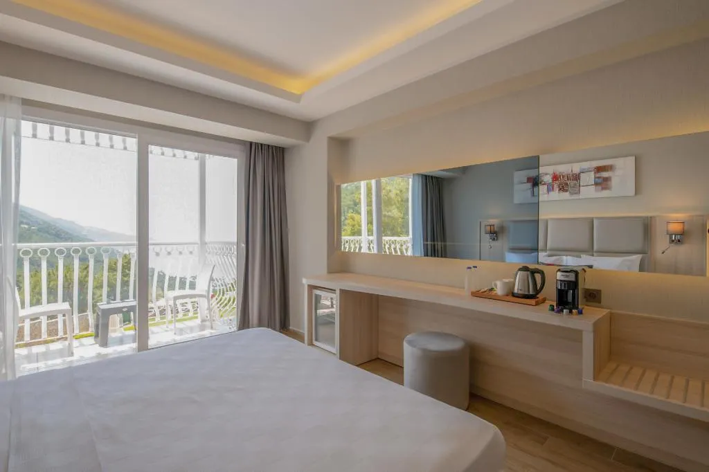 DOUBLE SEA VIEW Room, Ramada By Wyndham Fethiye Oludeniz, Dalaman