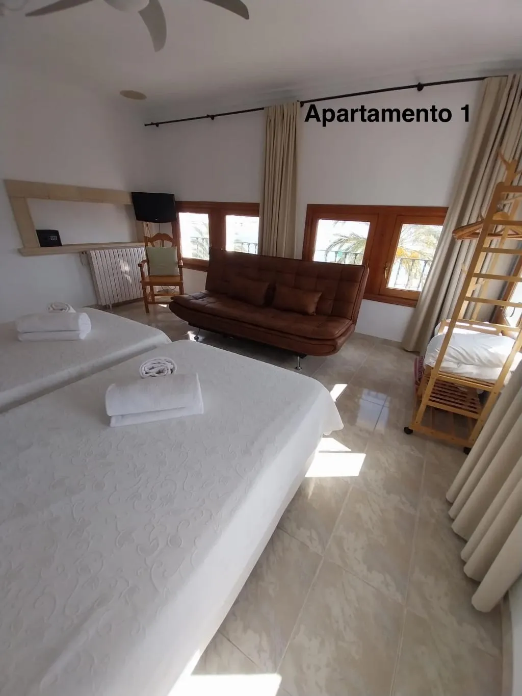 APARTMENT SUPERIOR ONE BEDROOM Room, Torre Playa, Majorca