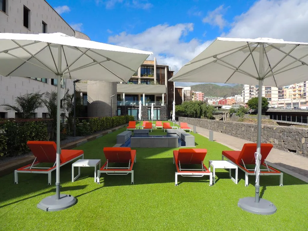 Terrace, Hotel Escuela Santa Cruz, Tenerife