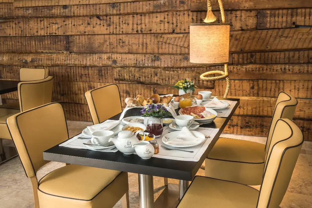 Restaurant, Lisboa Prata Boutique Hotel, Lisbon