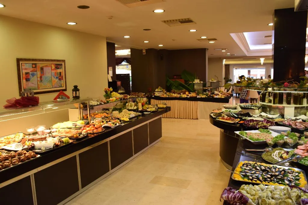 Restaurant, Olympia Golden Beach Resort & Spa, Athens