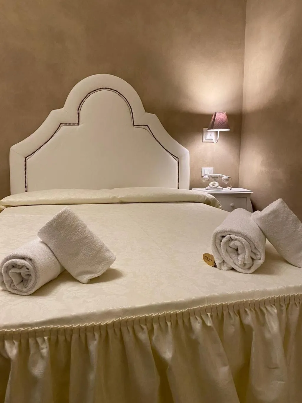 Room, Boutique Hotel Calais Milano, Milan