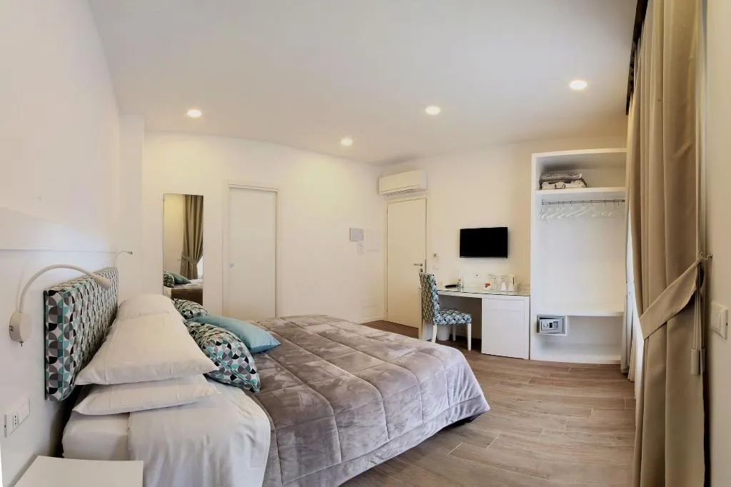 Room, Dea Guest House, Naples