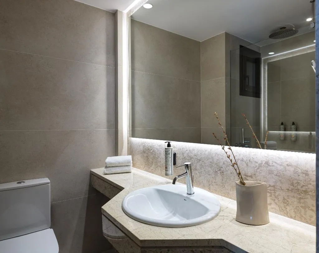 SINGLE WITH BALCONY Room, Kalamaki Beach, Athens