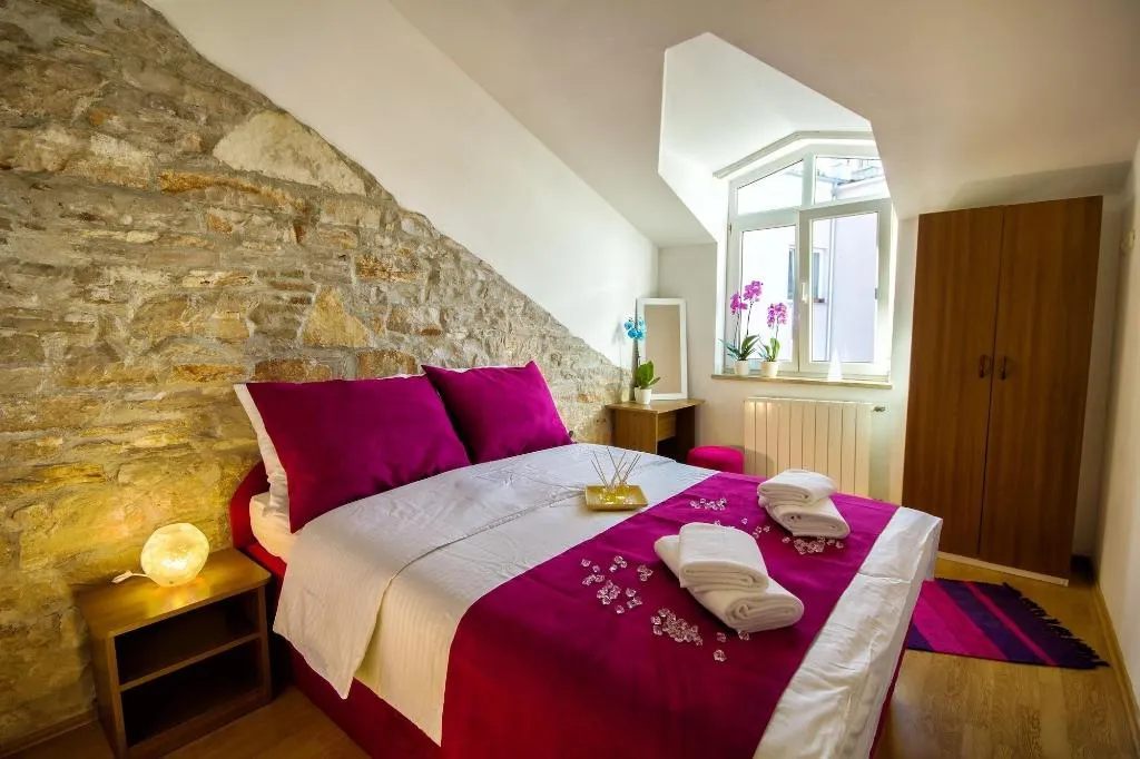 Room, City point rooms & more, Istria