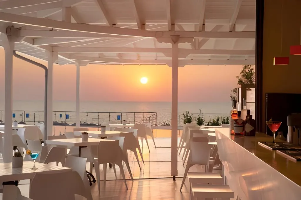 Restaurant, Istion Club & Spa, Thessaloniki