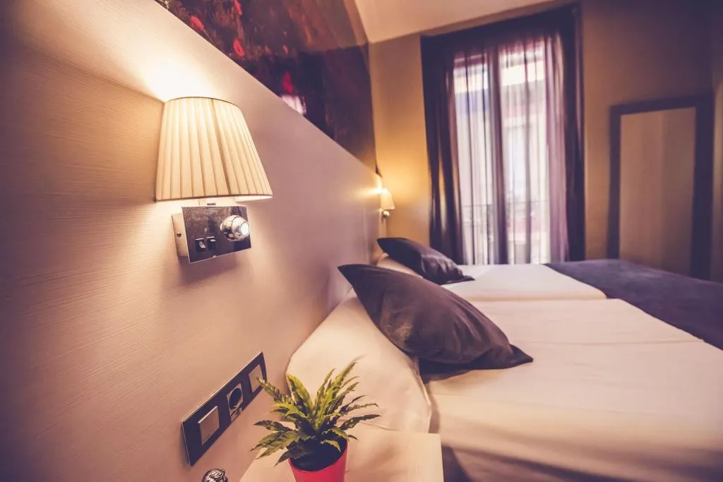 Room, Hostal Prado, Madrid