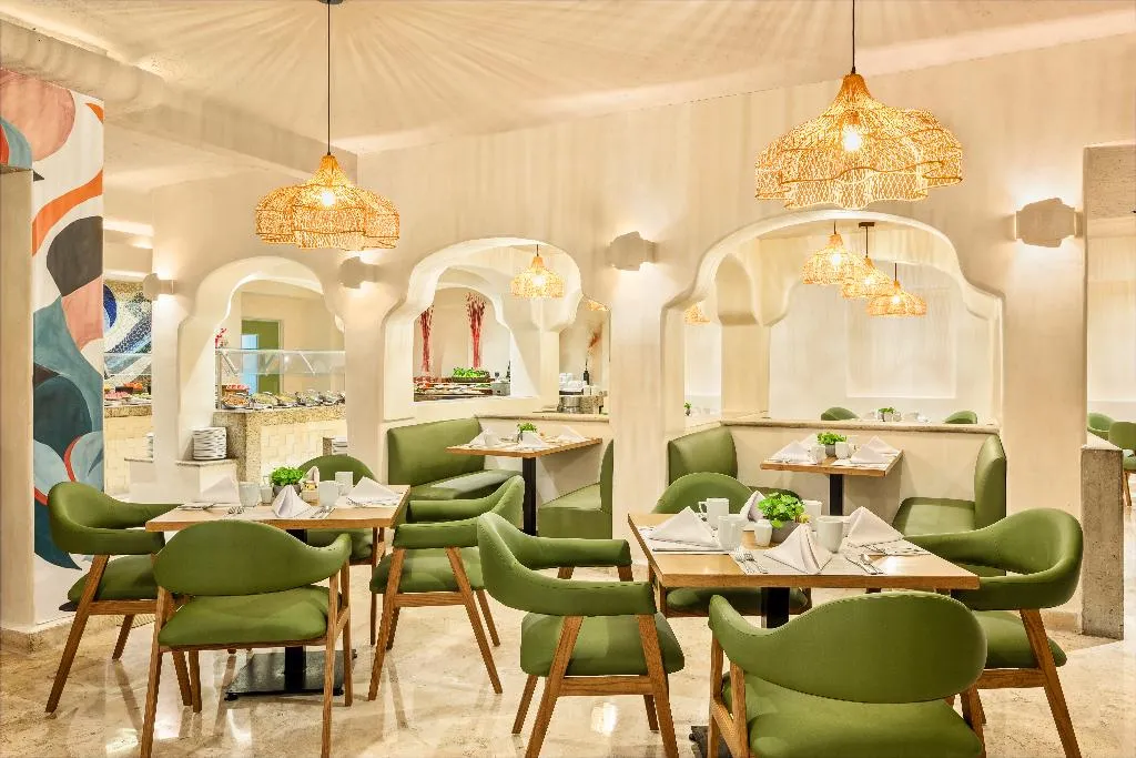 Restaurant, GR Caribe Deluxe All Inclusive Resort, Cancun Area