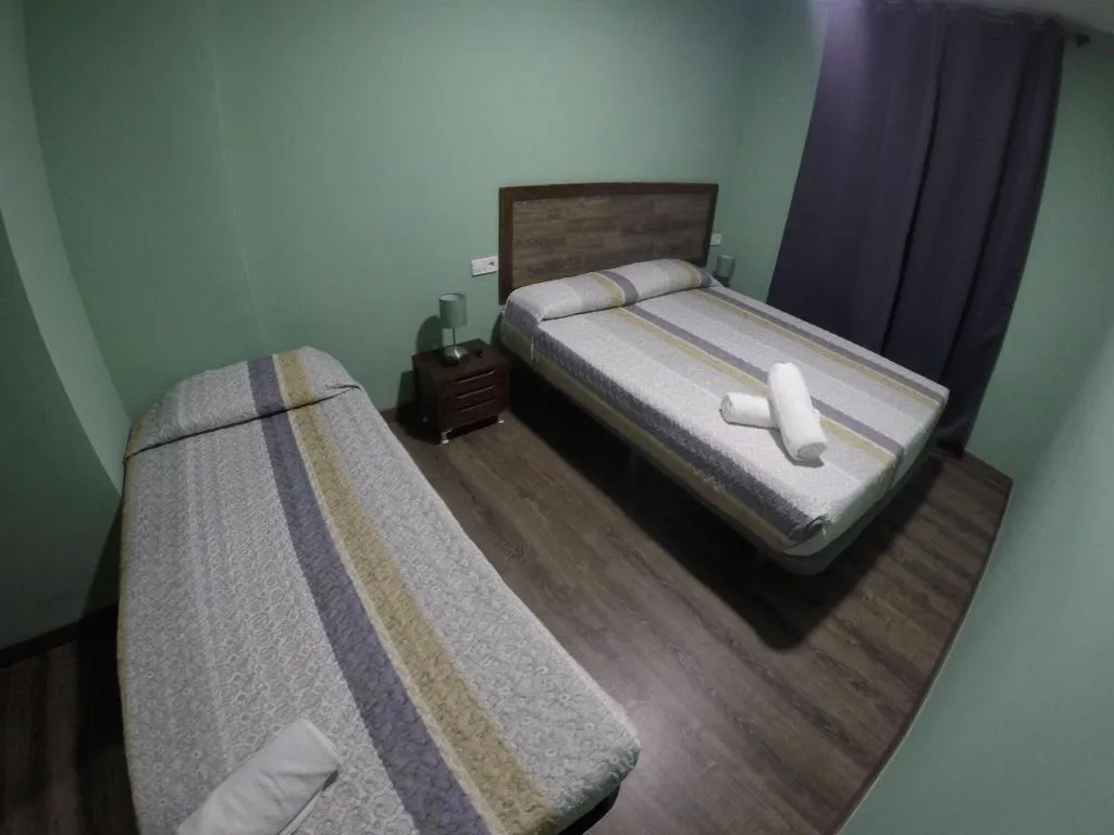 Room, L'Hostalet d'Arenys de Mar, Barcelona