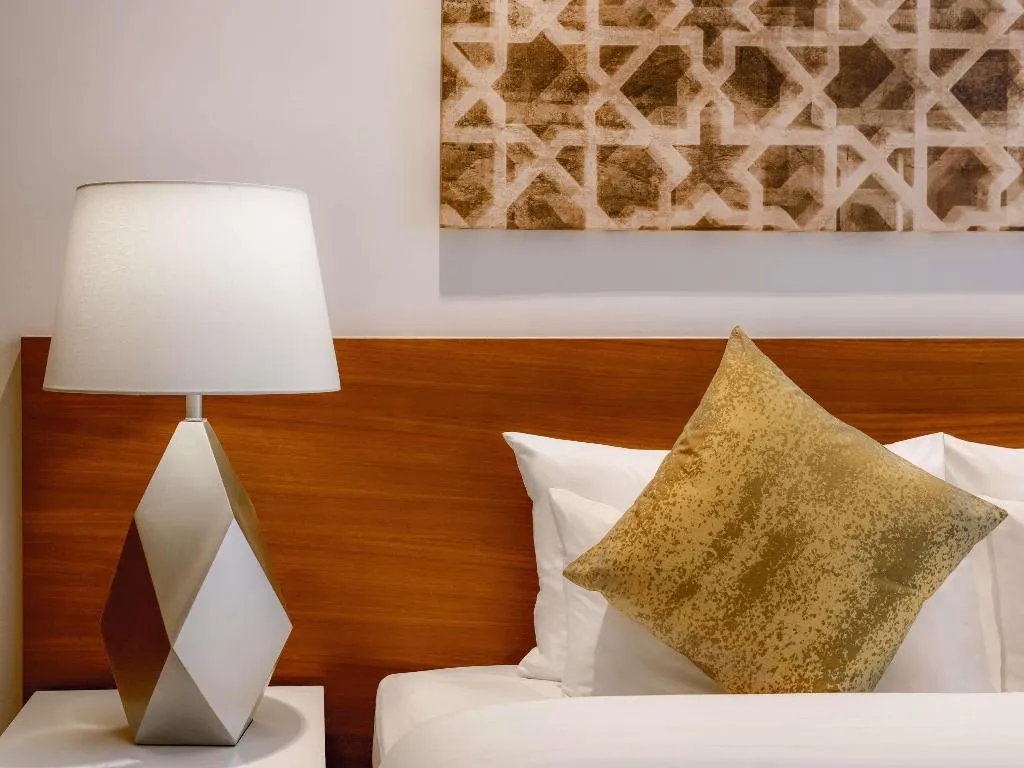 SUITE KING SIZE BED Room, Grand Mercure Dubai City, Dubai