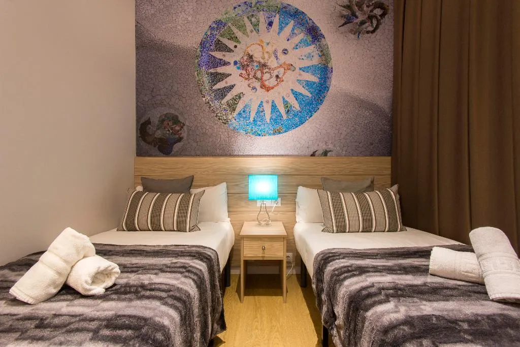 APARTMENT CAPACITY 2 TWO BEDROOMS Room, Dailyflats Barcelona Center, Barcelona