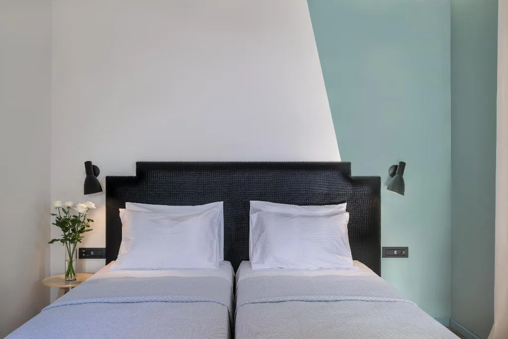 SUITE WITH JACUZZI Room, Athens One Smart Hotel, Athens