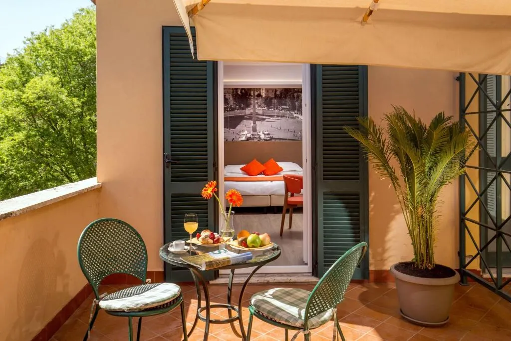 TRIPLE TWO BEDS Room, Villa Grazioli, Rome