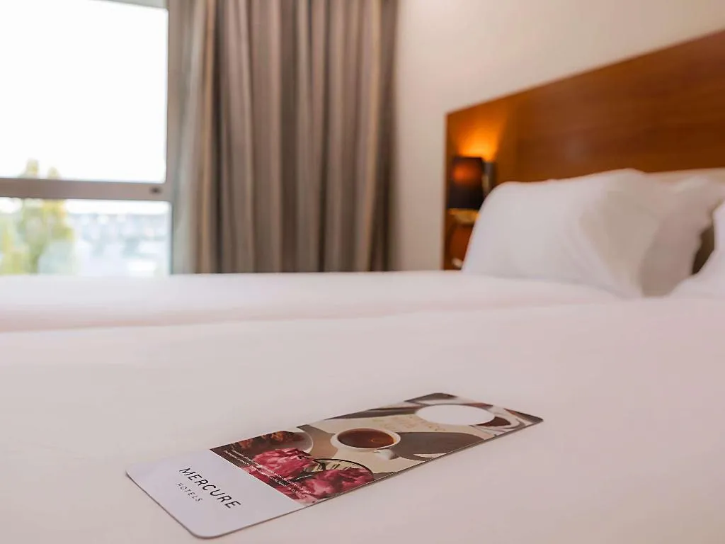 TWIN PREMIUM Room, Mercure Lisboa Hotel, Lisbon