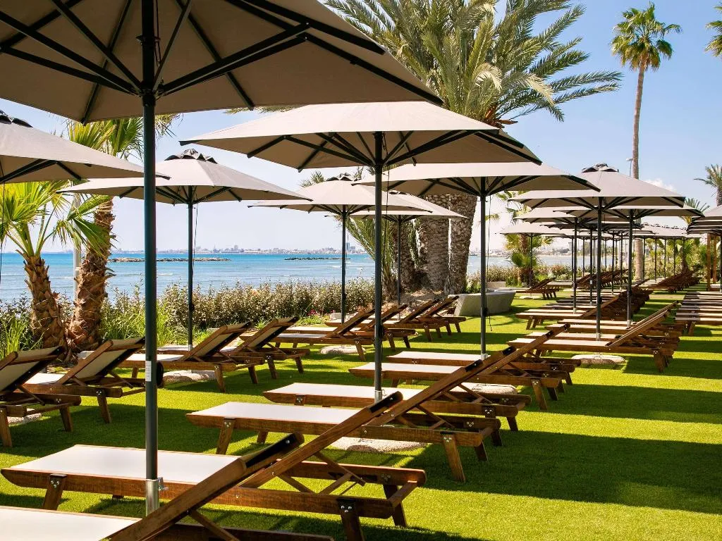 Bar, Mercure Larnaca Beach Resort, Cyprus
